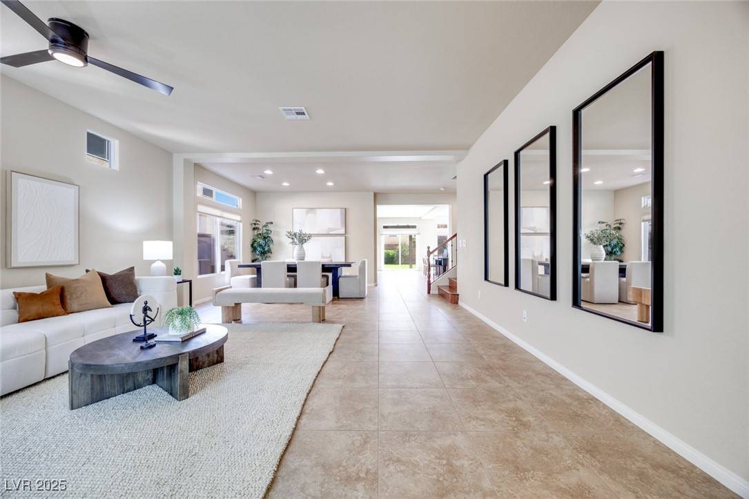 Las Vegas, NV 89139,9628 Matanzas Creek CT