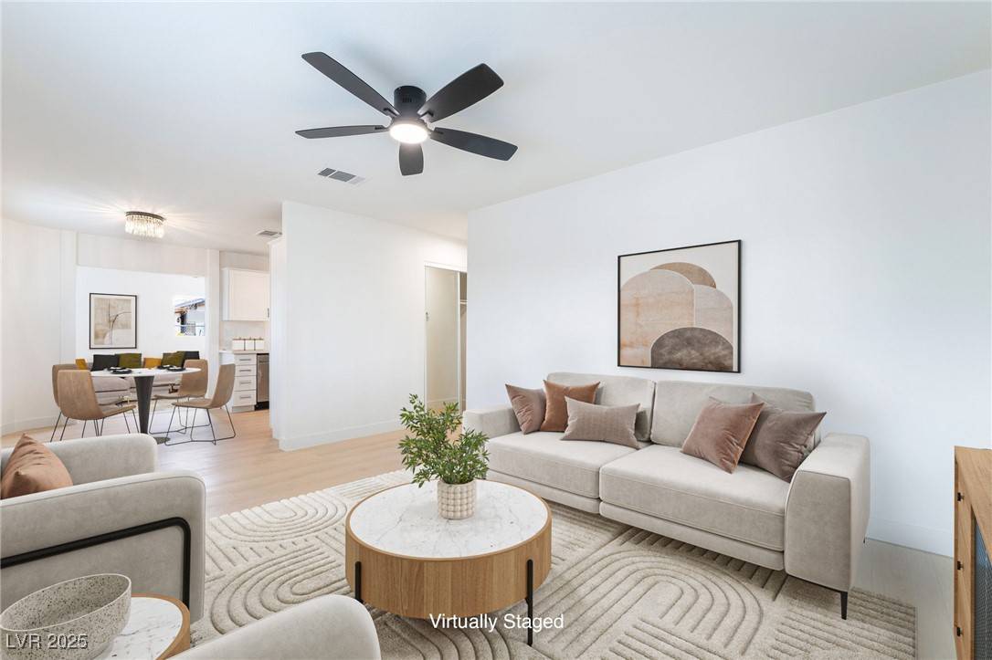 Henderson, NV 89015,50 Armstrong CIR