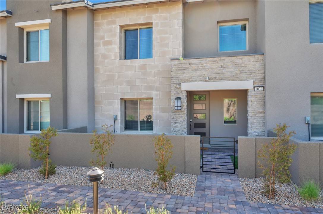 Las Vegas, NV 89138,600 N Carriage Hill DR #1030