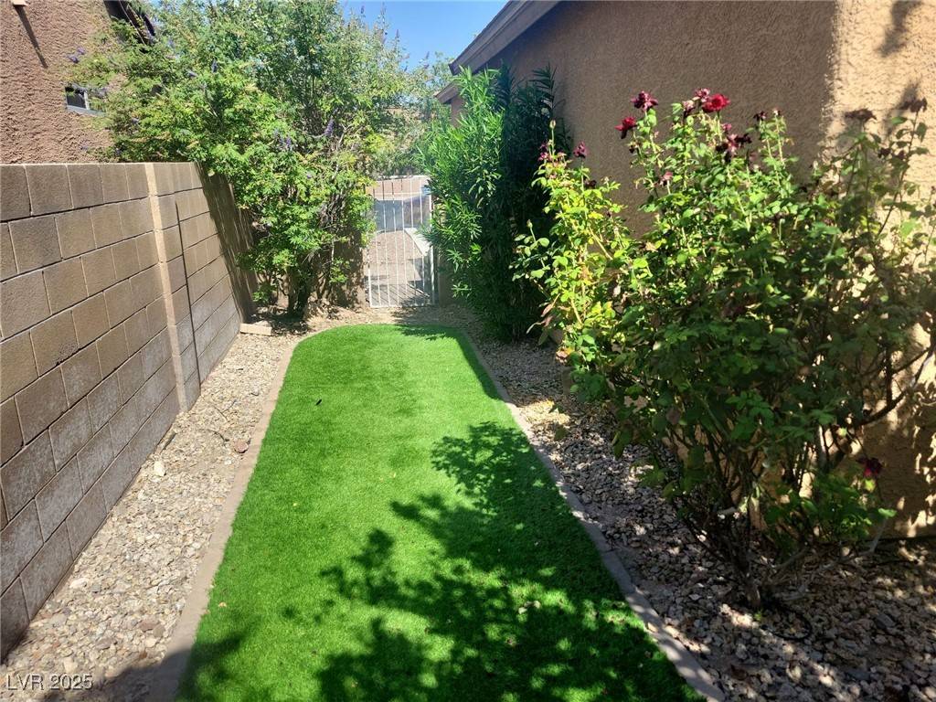 Henderson, NV 89002,515 Moses Lake CT