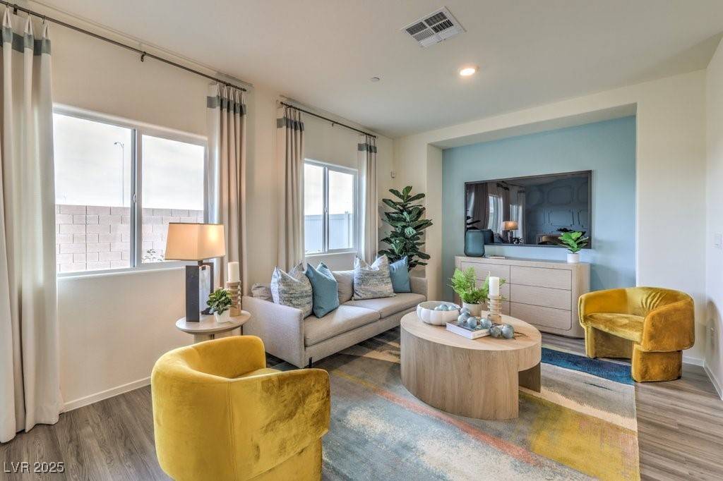 Las Vegas, NV 89084,7945 Pandora Sky ST #372