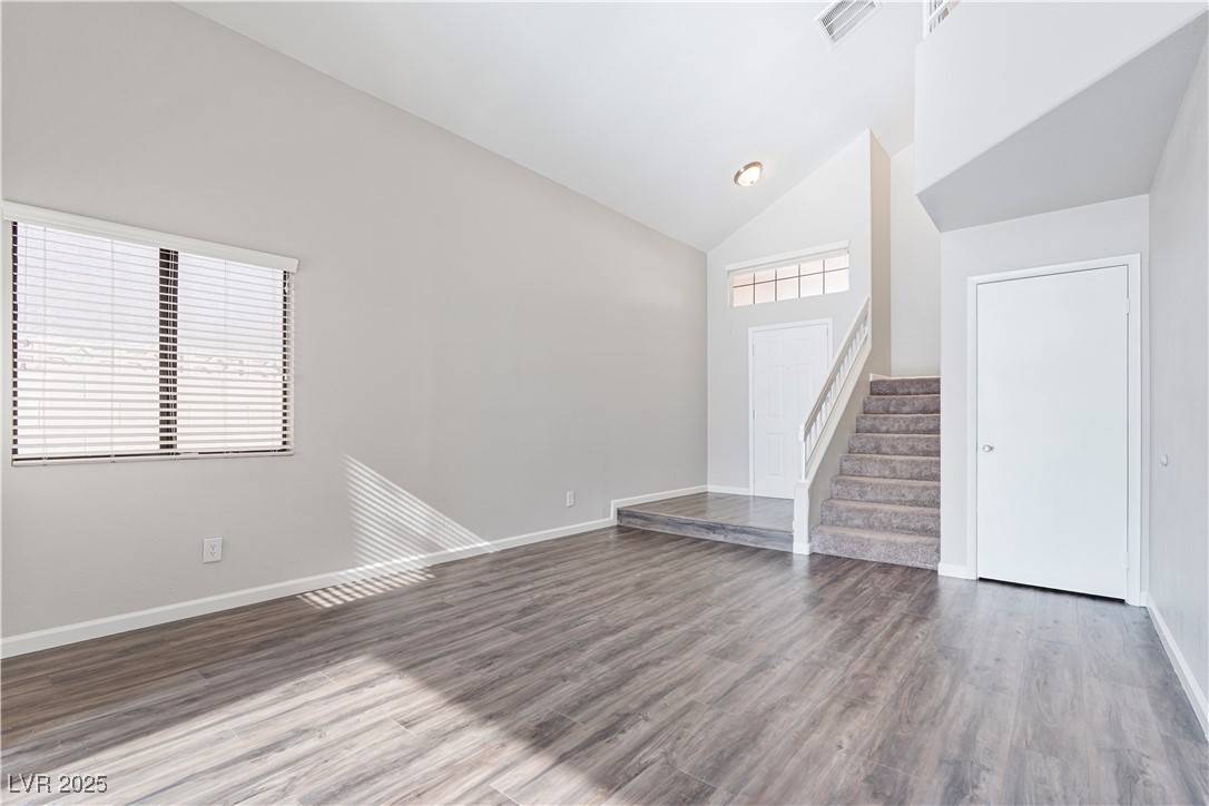 Henderson, NV 89074,120 Wynntry DR