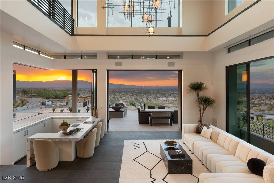 Henderson, NV 89012,1491 Reims DR