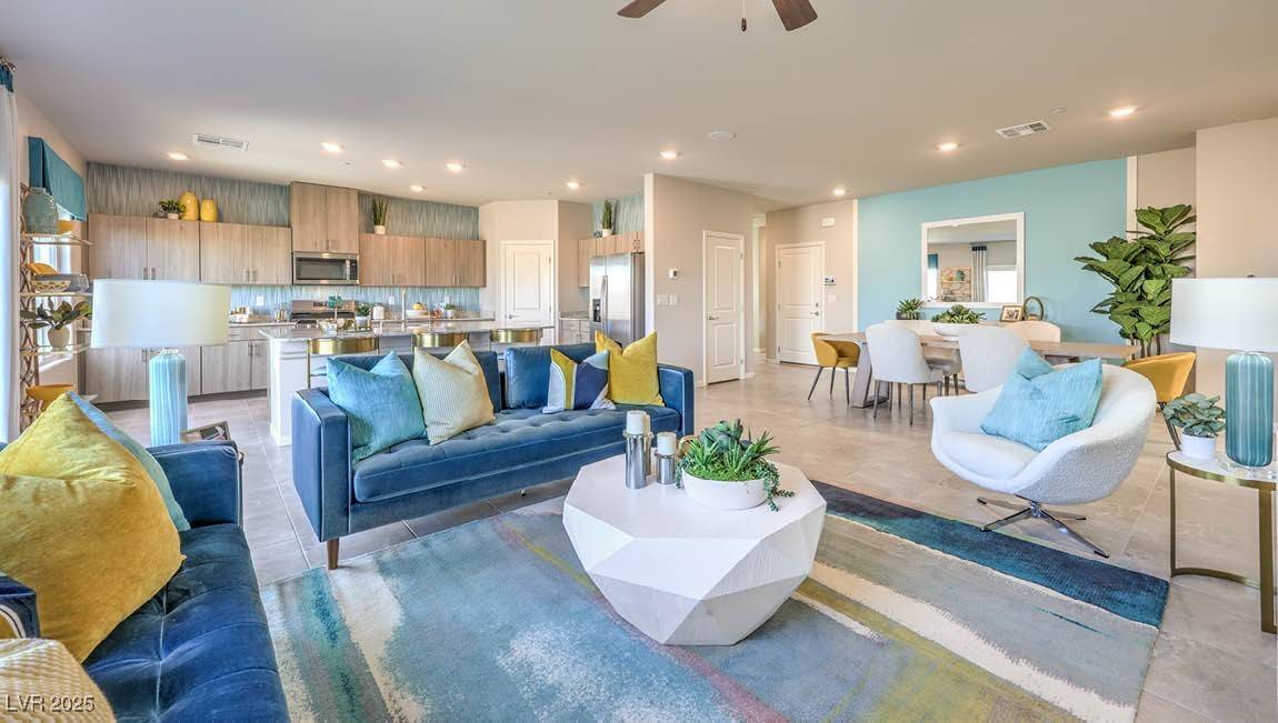 Las Vegas, NV 89141,9992 Scarlet Hills ST #187