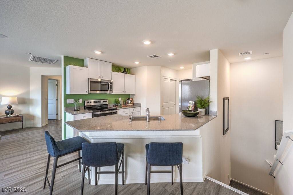 North Las Vegas, NV 89084,7965 Aurora Sky ST #621