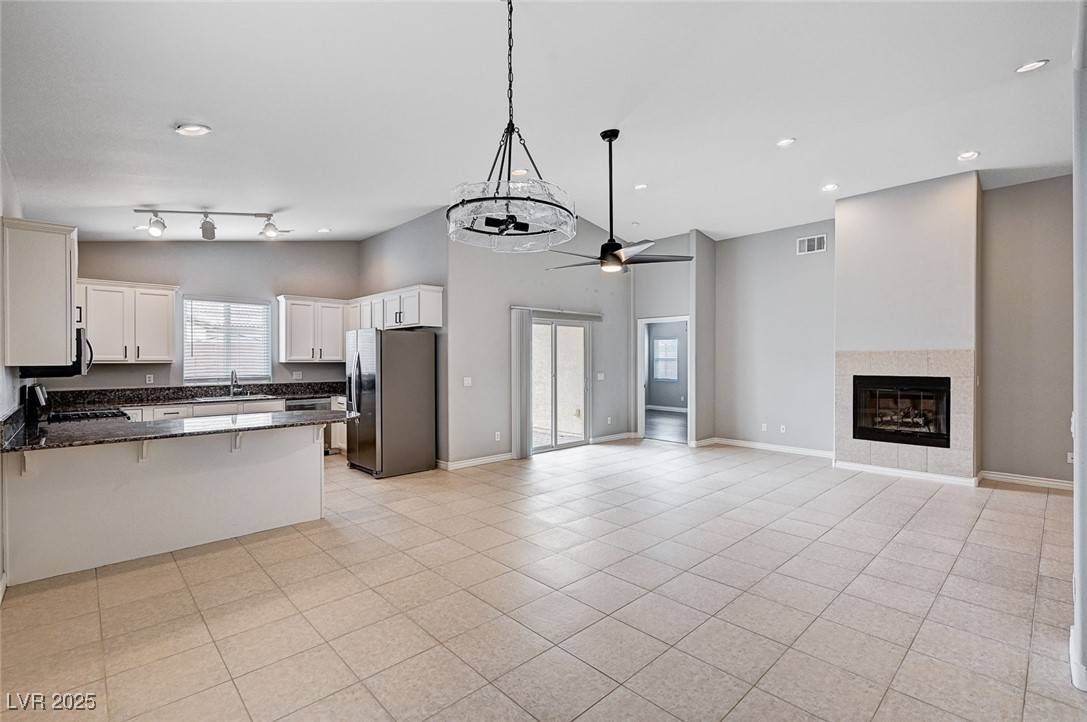 North Las Vegas, NV 89031,525 Sun Mountain AVE