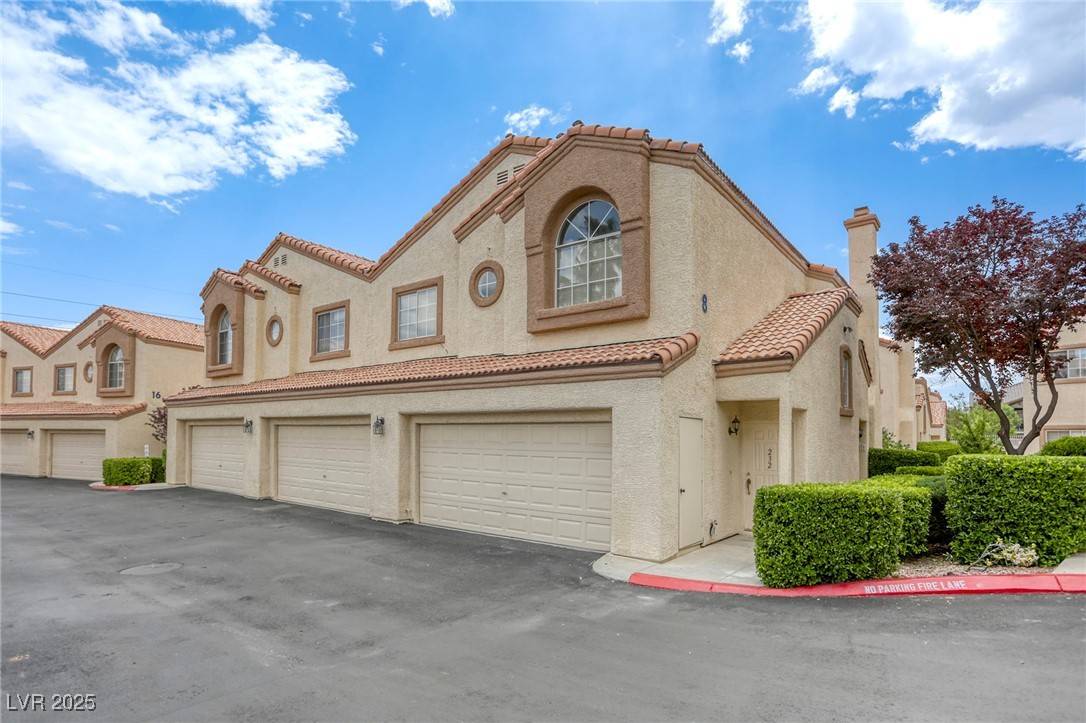 Las Vegas, NV 89145,8301 Boseck DR #232