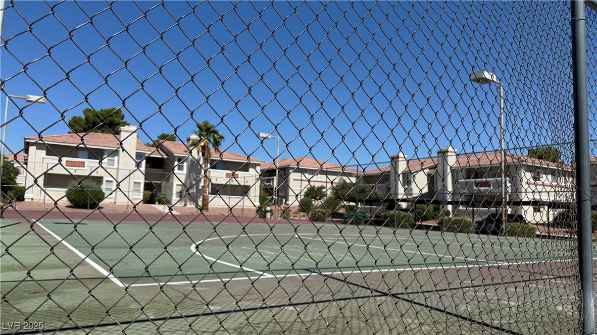 Las Vegas, NV 89145,7300 Pirates Cove RD #2031
