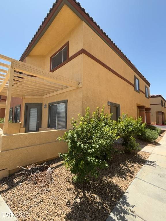 Las Vegas, NV 89120,4915 E Russell RD #125