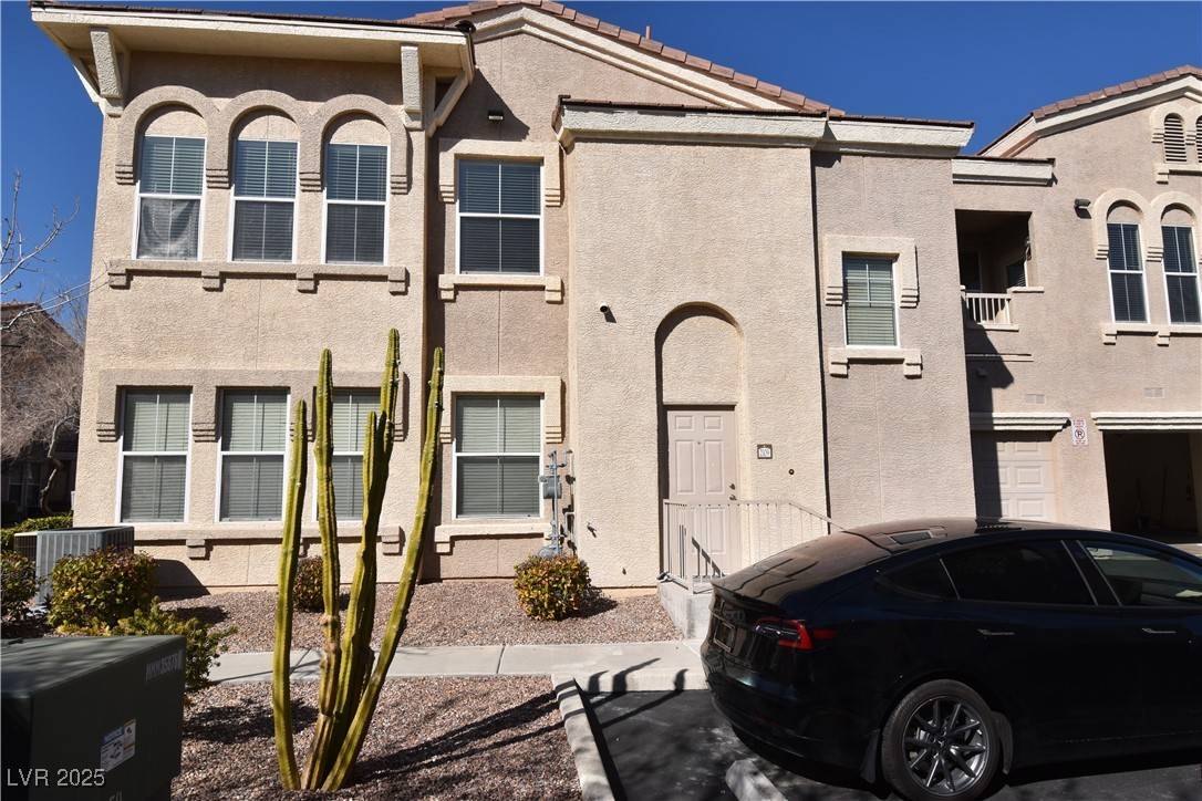Las Vegas, NV 89129,10550 W Alexander RD #2109