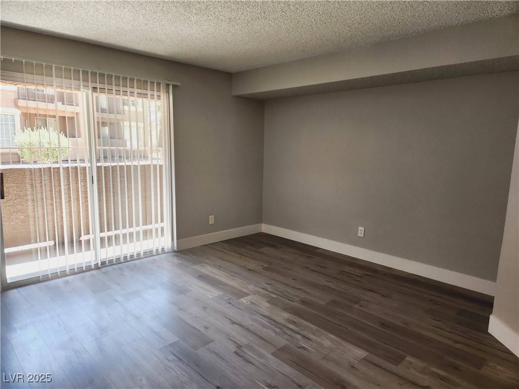 Las Vegas, NV 89117,2750 DURANGO DR #1049