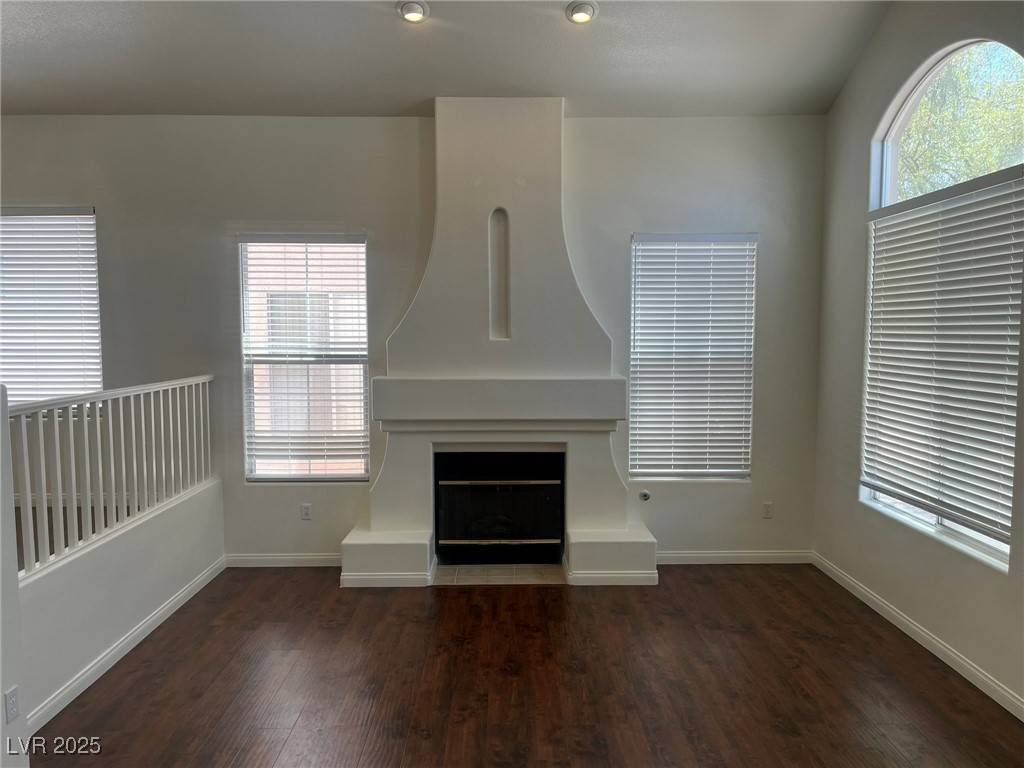 Las Vegas, NV 89148,302 Waterton Lakes