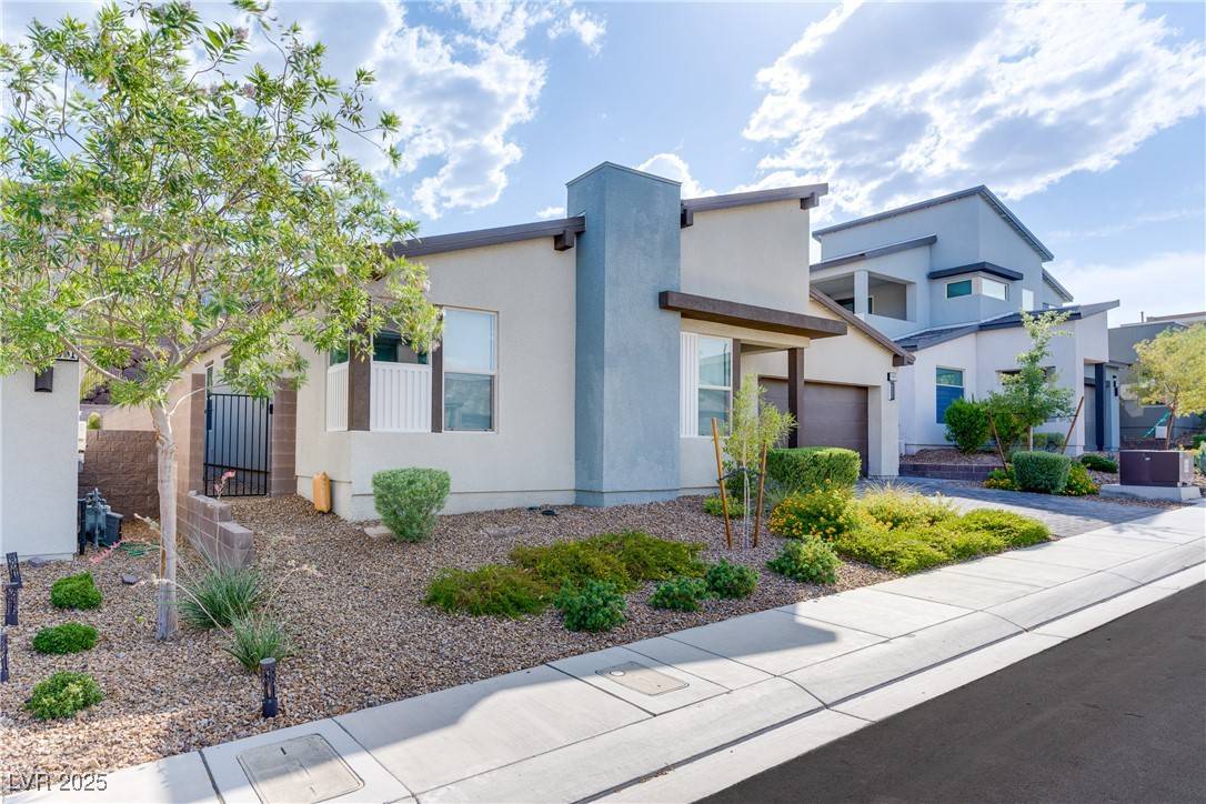 Henderson, NV 89052,1985 Regal Bluff DR