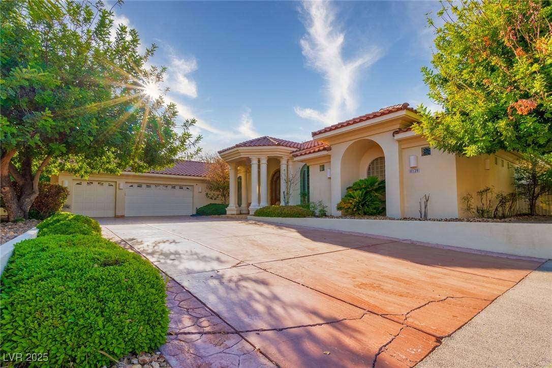 Las Vegas, NV 89129,8120 W Red Coach AVE