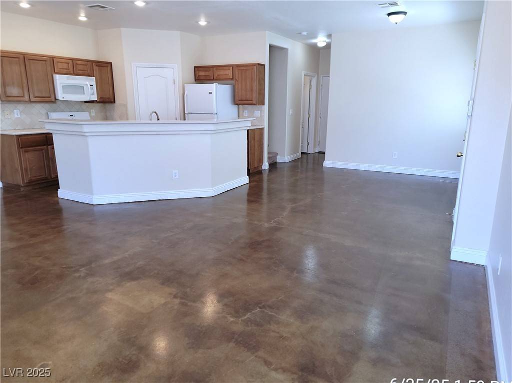 Henderson, NV 89002,1089 Elation LN #103