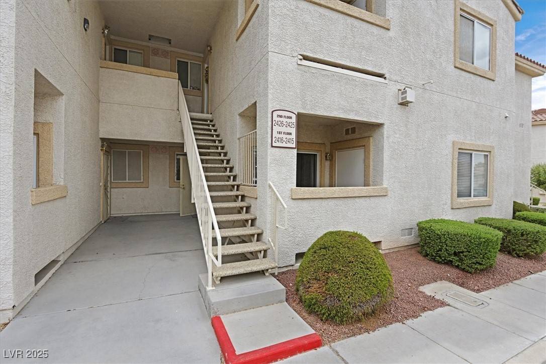 Henderson, NV 89014,855 N Stephanie ST #2415