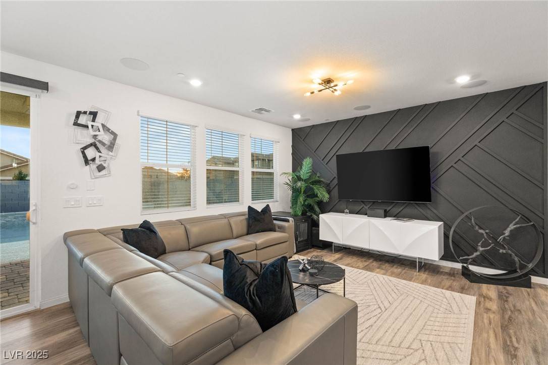 Henderson, NV 89044,2833 Sangro CT
