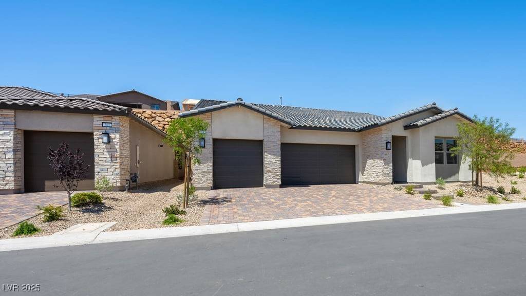 Henderson, NV 89011,364 Tigullio AVE