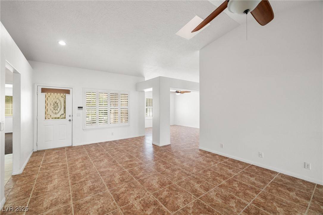 Pahrump, NV 89060,170 Dove ST