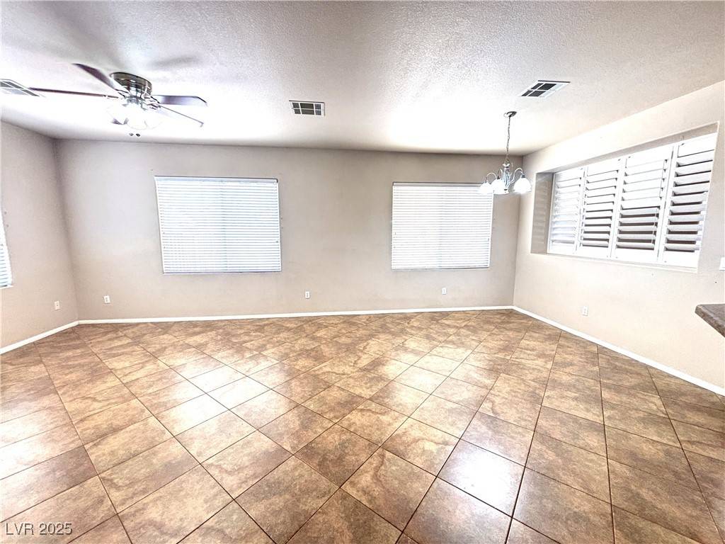 Las Vegas, NV 89148,18 Indian Run WAY