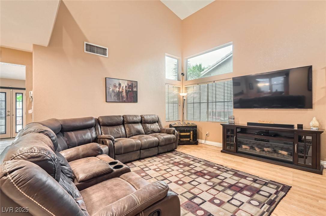 Henderson, NV 89002,1325 Baychester DR