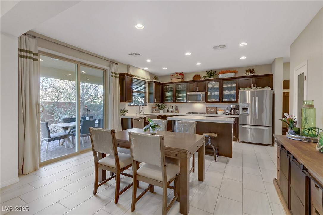 Las Vegas, NV 89178,8992 Sparkling River CT