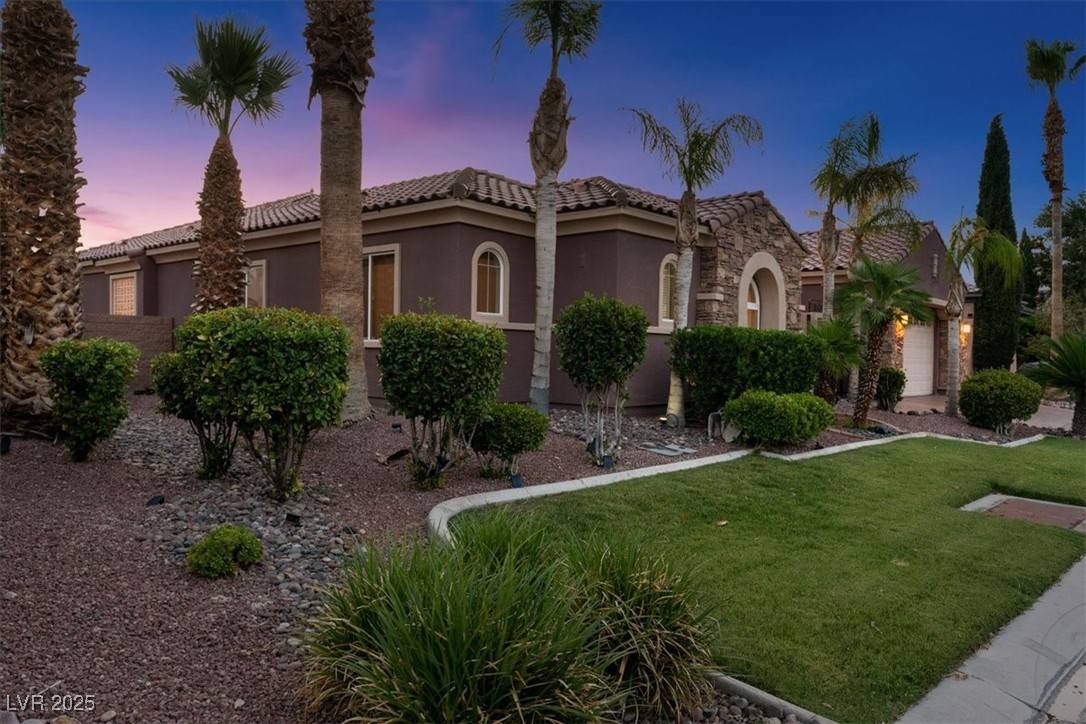 Las Vegas, NV 89131,8209 Chapelle CT