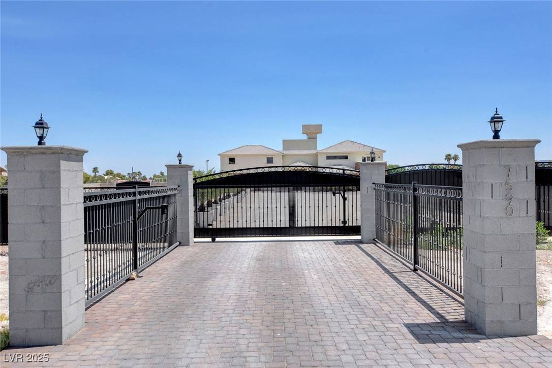 Las Vegas, NV 89123,7590 Rancho Destino RD