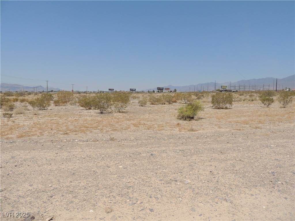 Pahrump, NV 89048,2400 E Flintstone ST