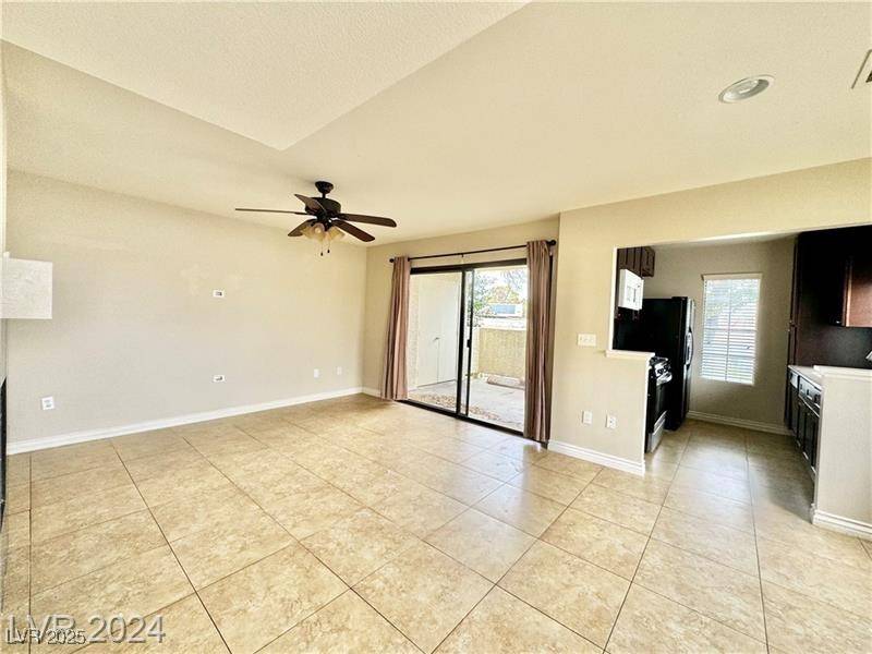 Las Vegas, NV 89103,4819 S Torrey Pines DR #105