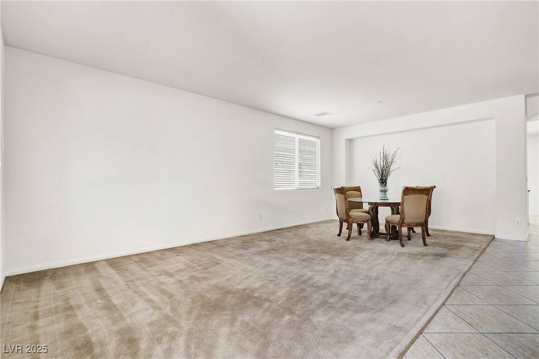 Las Vegas, NV 89129,4216 Thunder Twice ST
