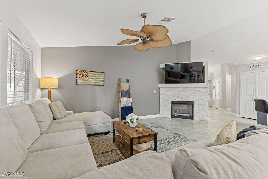 Las Vegas, NV 89130,5108 Molveno CT