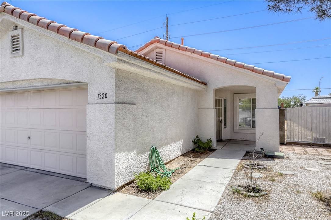 Las Vegas, NV 89128,1320 Rainbow Meadows DR