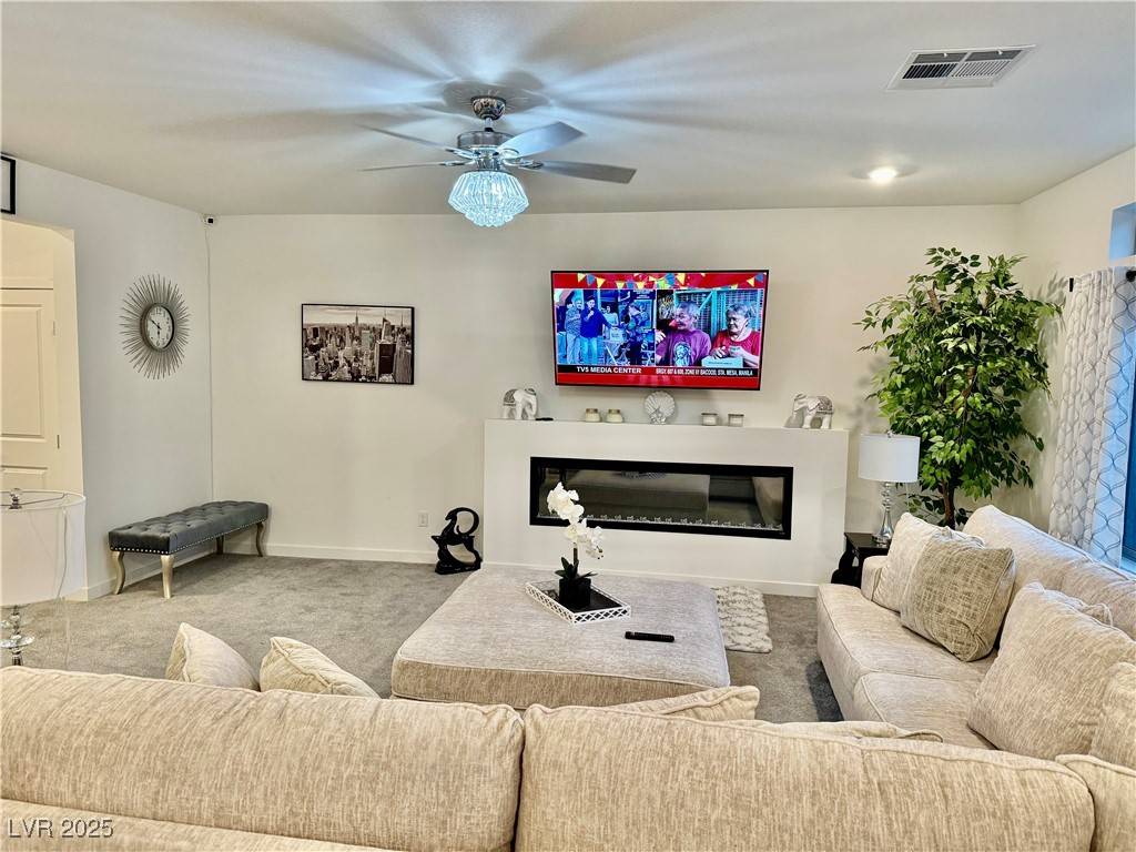Las Vegas, NV 89141,10411 Rose Palisade ST