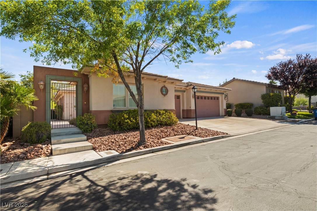Las Vegas, NV 89135,10557 Garden Light DR