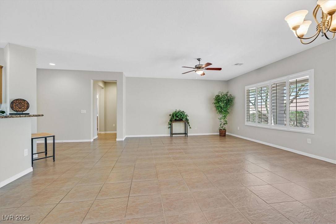 Henderson, NV 89044,2292 Saxtons River RD