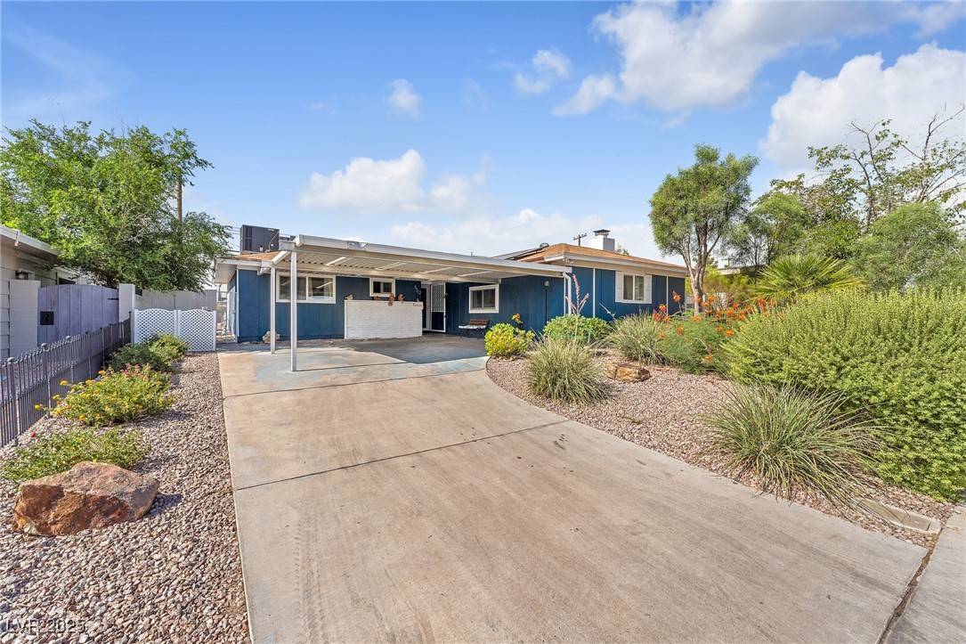 Las Vegas, NV 89107,6313 Cromwell AVE