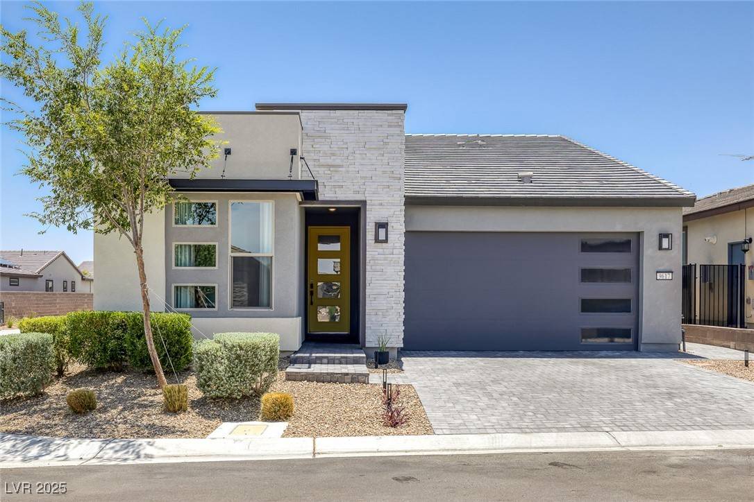 Las Vegas, NV 89143,9617 Sard LN