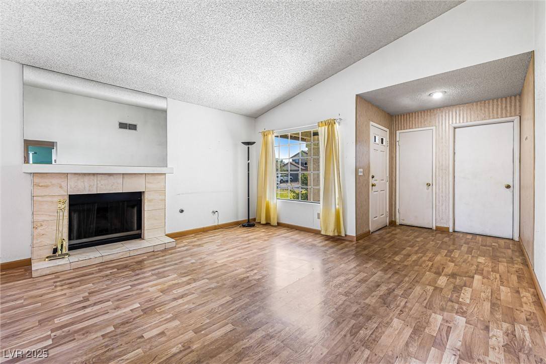 Henderson, NV 89074,371 Cambray ST