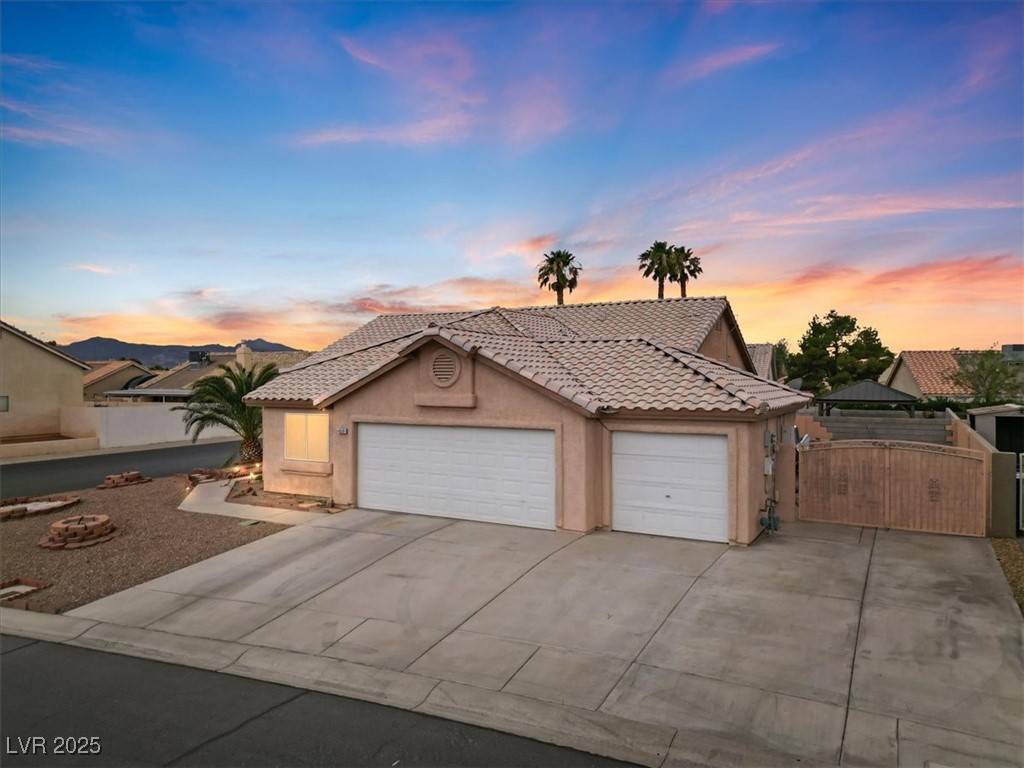 Las Vegas, NV 89122,4591 Carmar DR