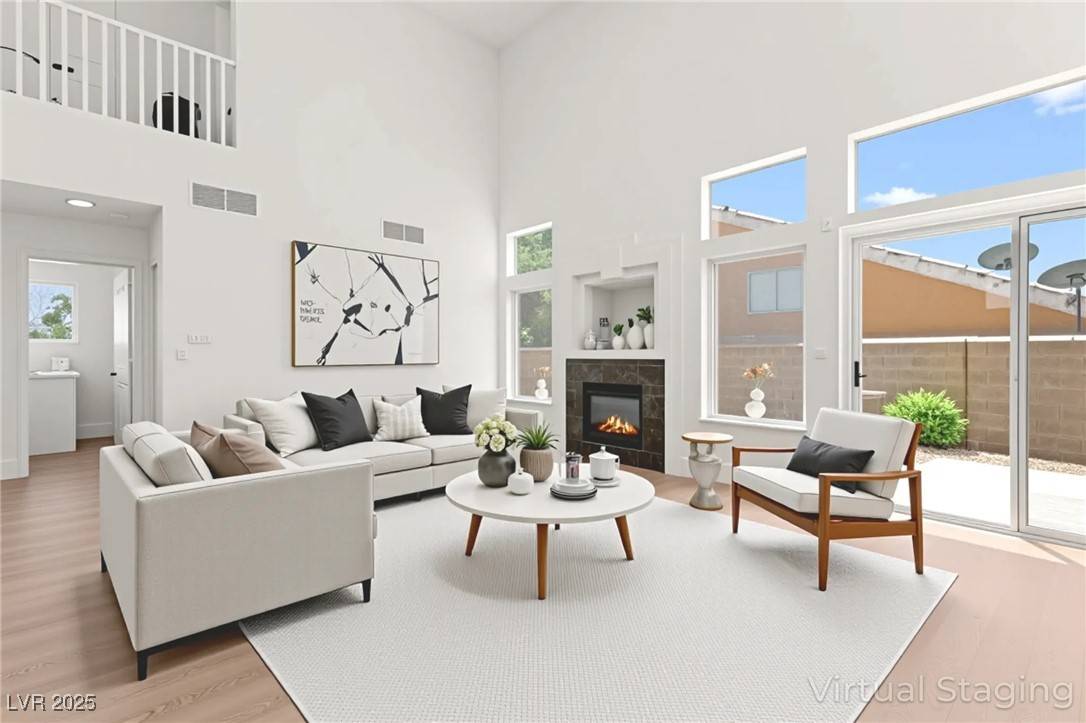 Las Vegas, NV 89147,9011 Aldershot CT