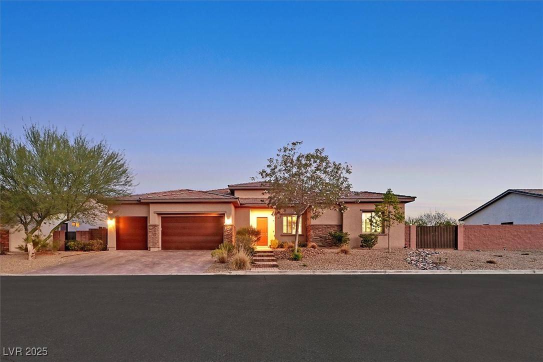 Las Vegas, NV 89118,5801 Exbury Gardens CT