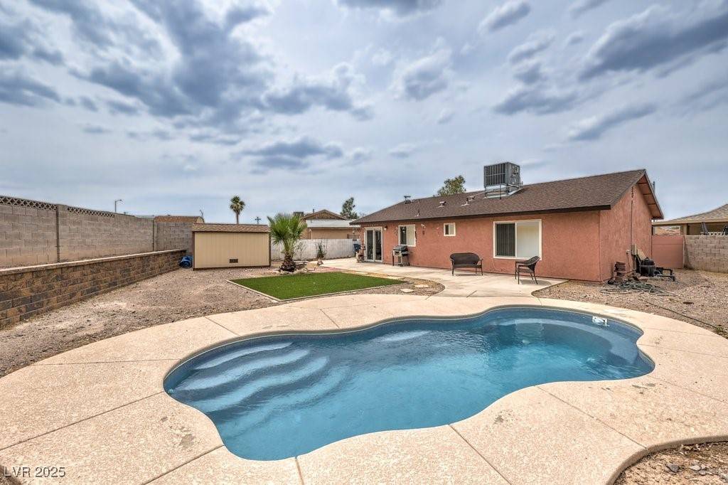 Henderson, NV 89015,1004 Woodside CT