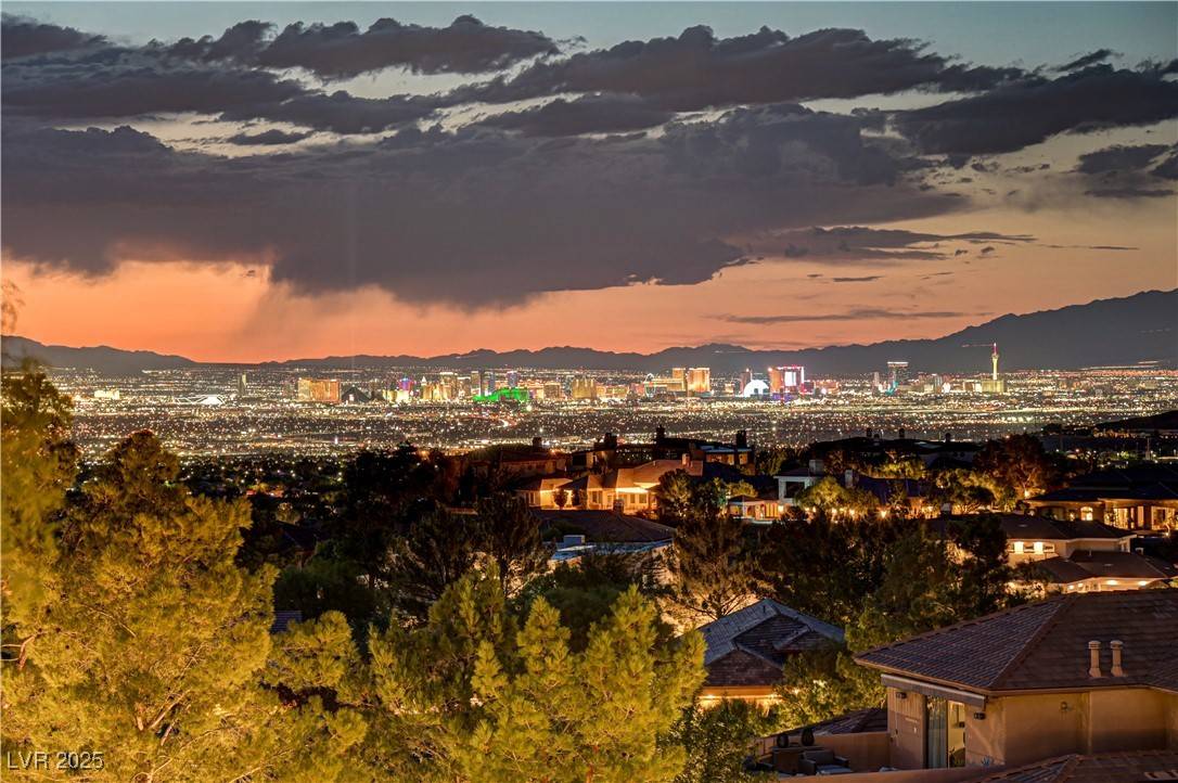 Henderson, NV 89052,16 Mallard Creek TRL