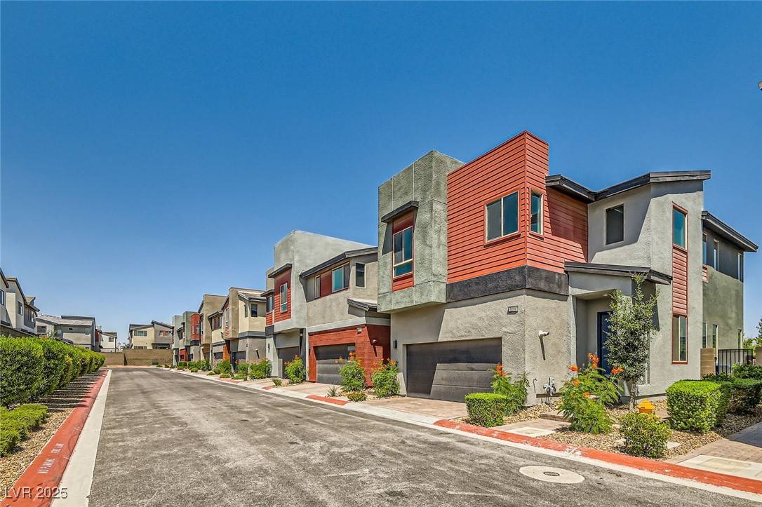 Henderson, NV 89044,3194 Lumassina WAY