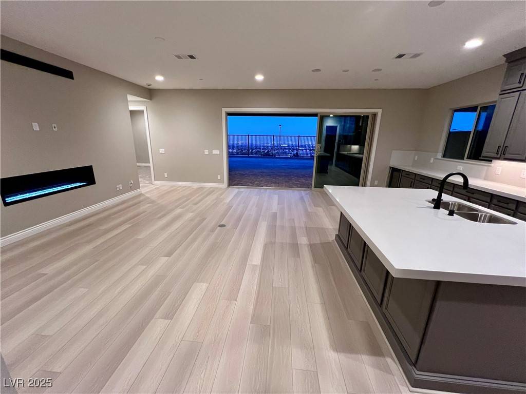 Las Vegas, NV 89138,2194 Pigeon Hawk ST