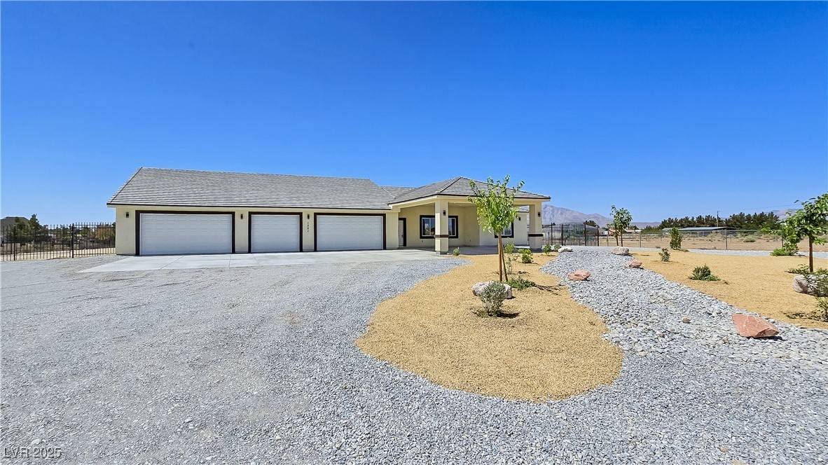 Pahrump, NV 89048,1351 Huckleberry ST