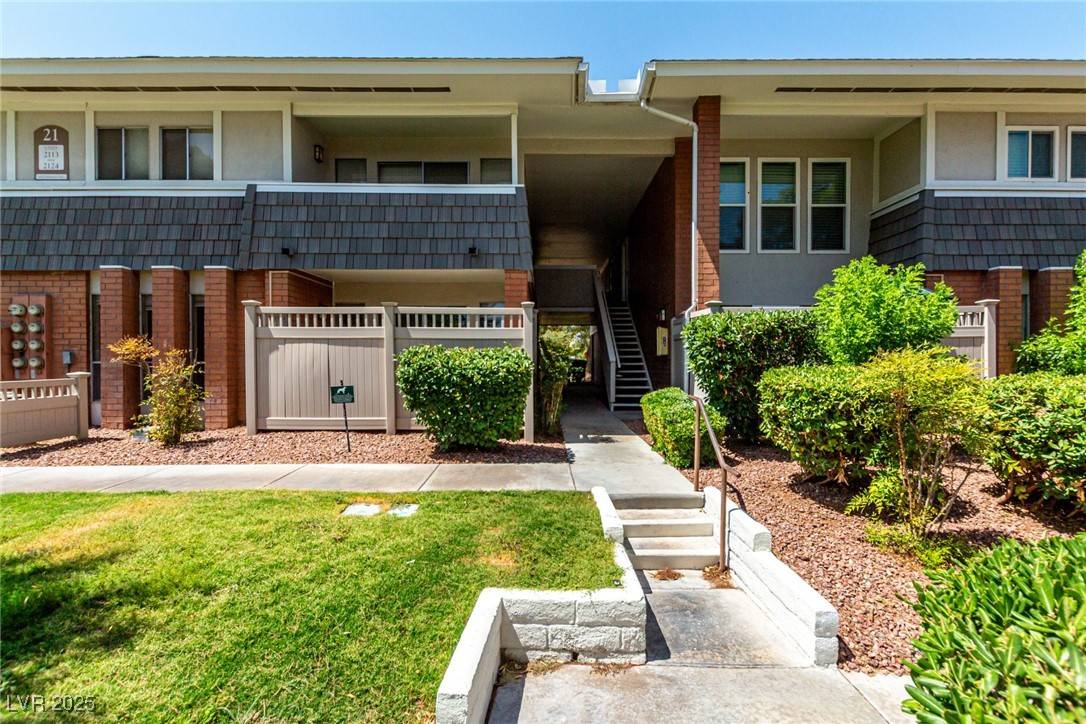Las Vegas, NV 89109,650 Oakmont AVE #2117