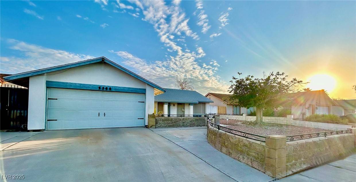 Las Vegas, NV 89146,5368 Regal AVE