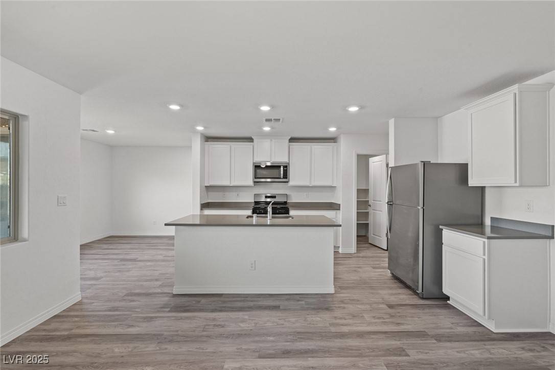 North Las Vegas, NV 89032,1701 Desert Path AVE